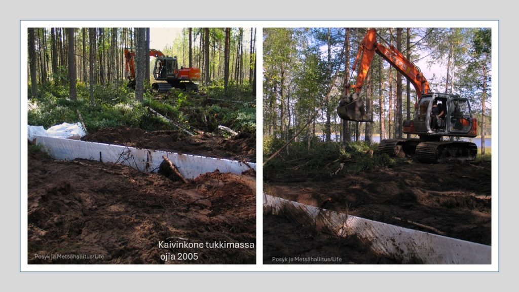 Kaksi rinnakkaista kuvaa, joissa kaivinkone tekee maansiirtotyötä metsäalueella. Edustalla myllättyä, tumman ruskeaa maata ja taustalla puunrunkoja.